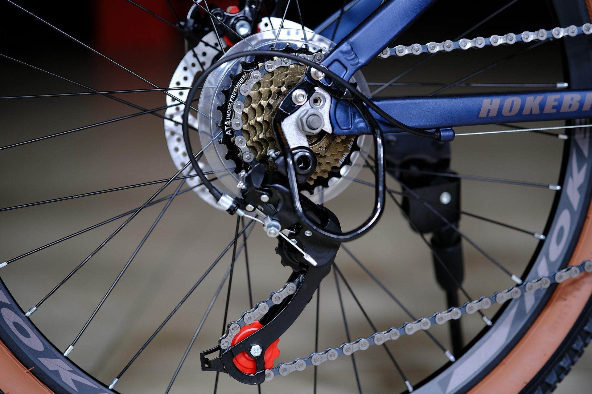 Задний переключатель Shiming TZ (аналог Shimano TZ500)
 HOKE ONE WAY 24 матовый синий-коричневый